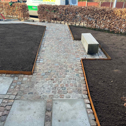 Belægning af terrasse og stier i Viborg