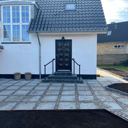Belægning af terrasse i Randers