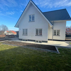 Belægning af terrasse og gangsti i Randers