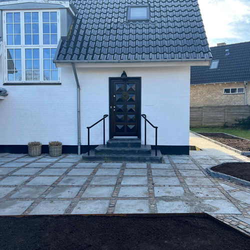 Belægning af terrasse i Randers